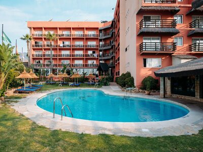 Tropicana Suites Residence Hotel Foto 5