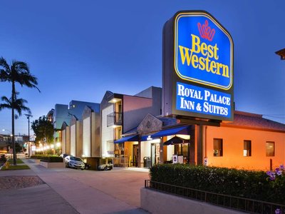 Best Western Plus Royal Palace Inn & Suites Angebot aufrufen