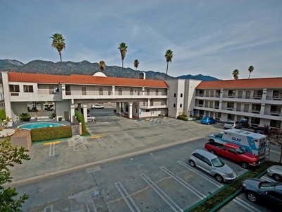 Best Western Pasadena Royale Inn & Suites Angebot aufrufen