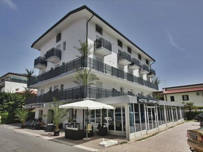 Hotel Gambrinus 9881/9854/49017.jpg