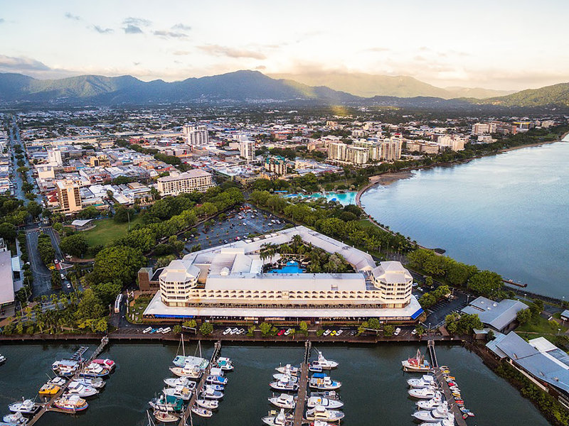 Shangri-La Hotel, The Marina, Cairns