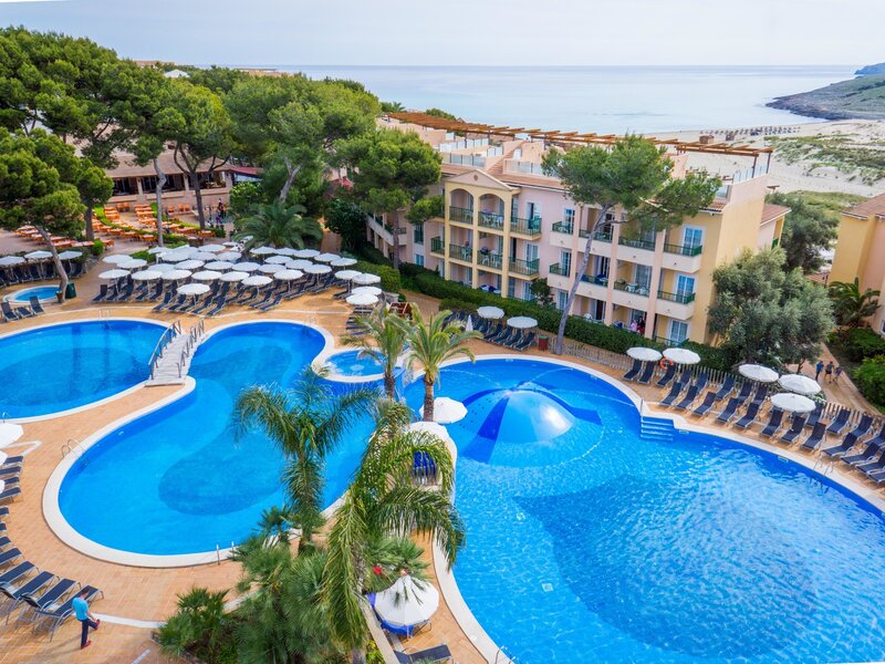 Zafiro Cala Mesquida Spanien