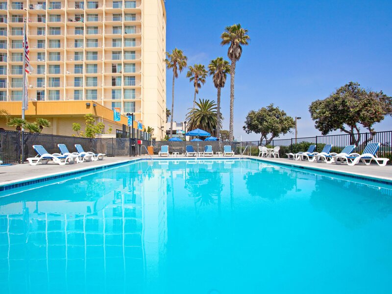 Crowne Plaza Ventura Beach USA