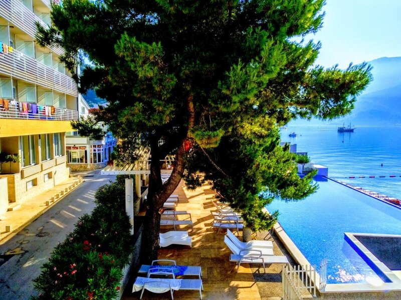 Carine Hotel Delfin Montenegro