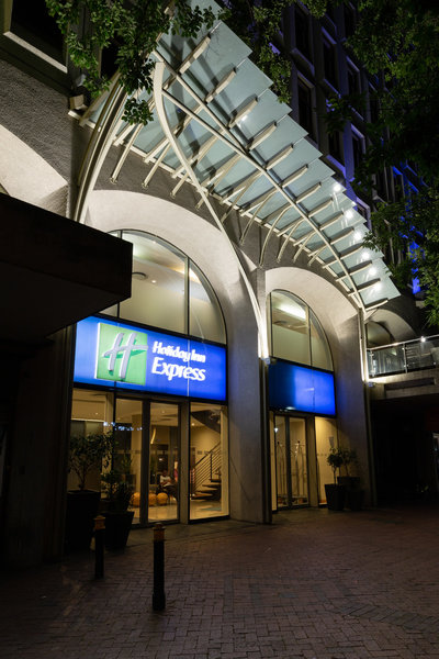 Holiday Inn Express Cape Town