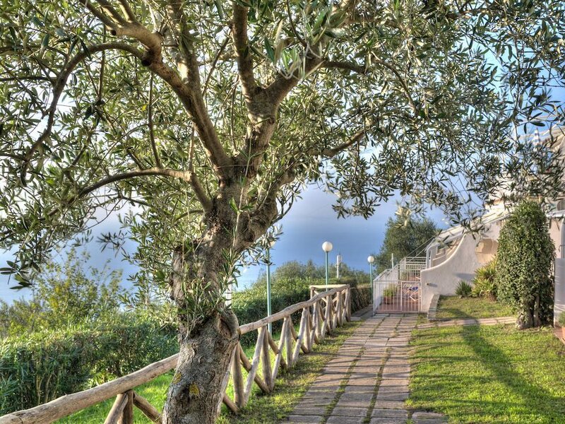 Hotel Gocce Di Capri Residence Italien Massa Lubrense