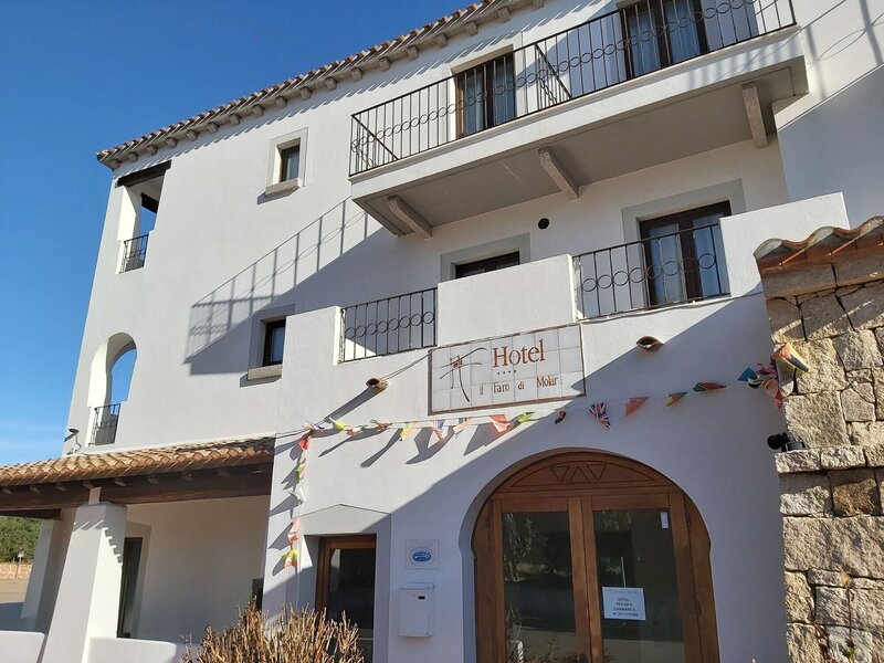 Hotel Il Faro Di Molara Italien Porto San Paolo