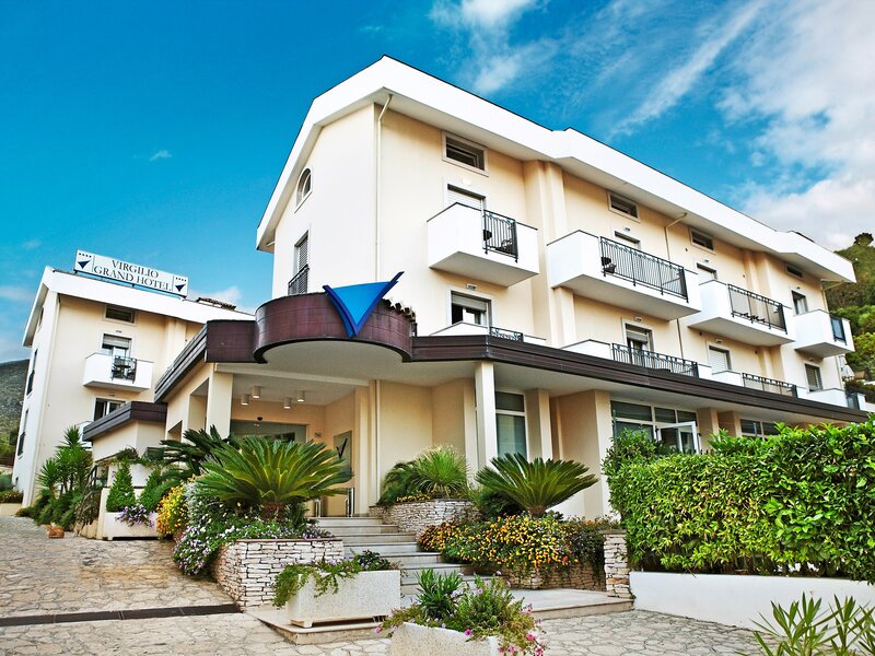 Virgilio Grand Hotel Italien