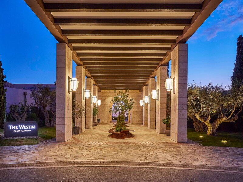 The Westin Resort Costa Navarino Griechenland Romanos