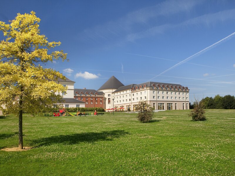 Grand Magic Hotel Frankreich Magny-le-Hongre