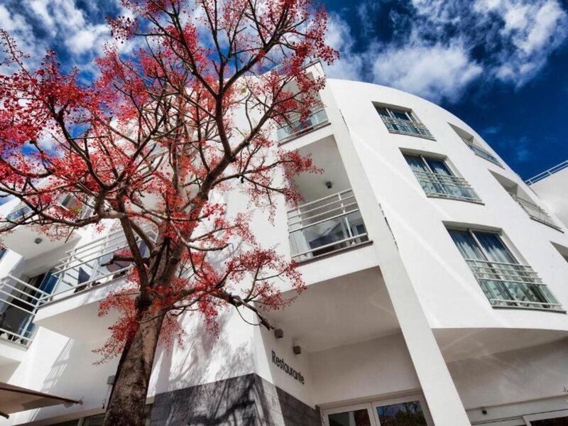 Hotel White Waters Portugal Machico
