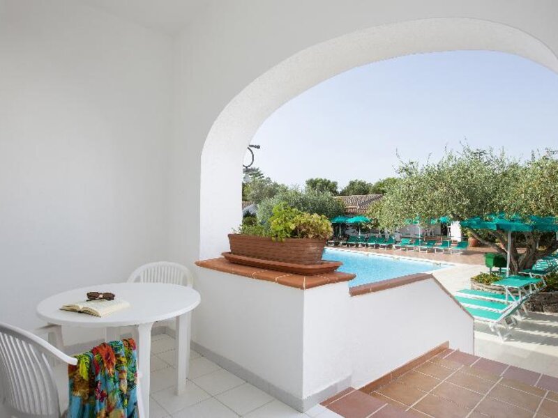 Nicolaus Club Quattro Lune Resort Italien Orosei