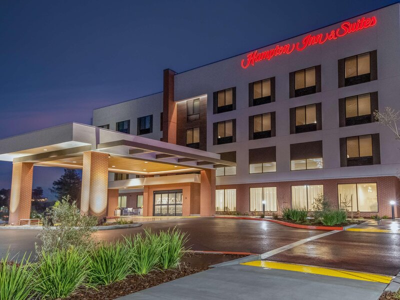 Hampton Inn & Suites Santa Rosa Sonoma Wine Country USA Santa Rosa