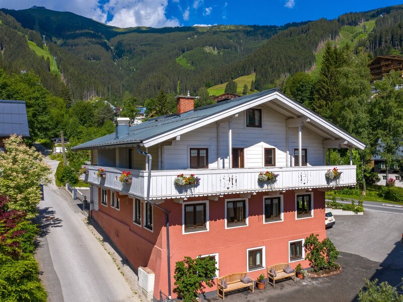 B&B by Zillners Österreich Zell am See