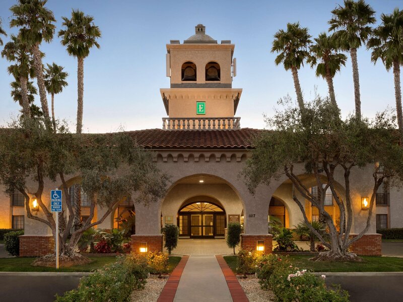 Hotel Embassy Suites Lompoc Central Coast VAFB USA Lompoc