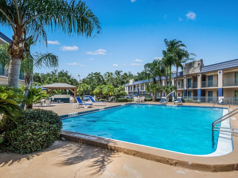 Clarion Inn & Suites Clearwater USA Safety Harbor