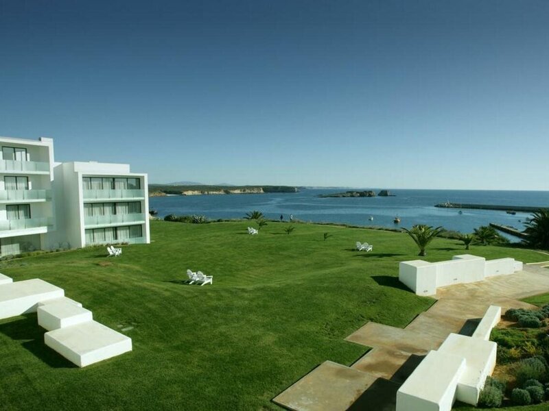 Memmo Baleeira Hotel