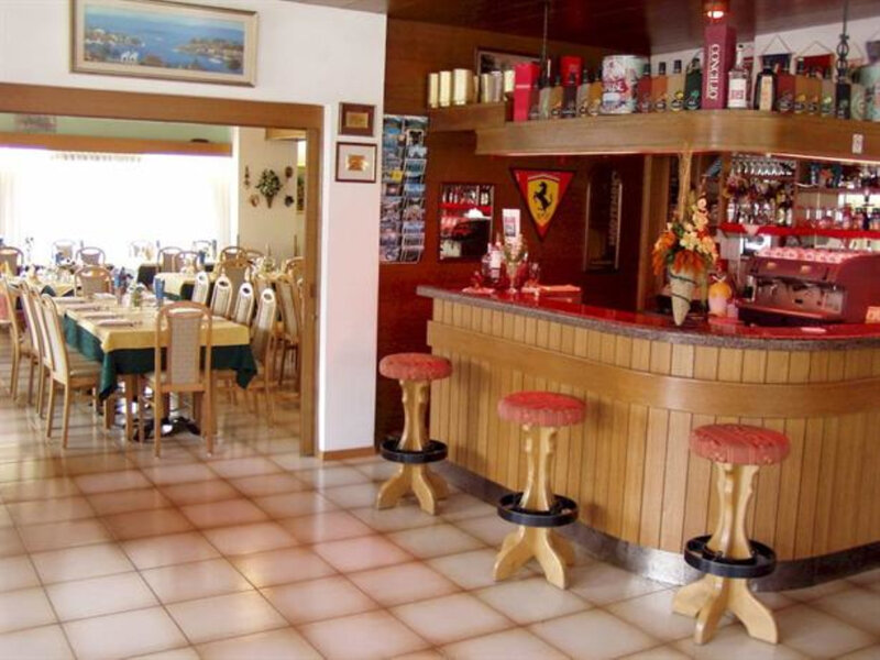 Hotel Ferrari Italien Carisolo