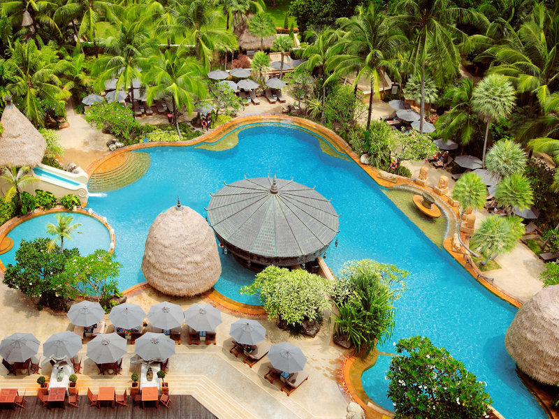 Mövenpick Resort Spa Karon Beach Phuket